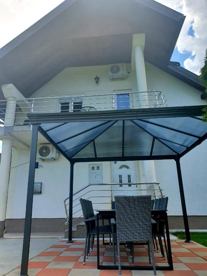 מלון סמולג'אנאק House Mirjana מראה חיצוני תמונה