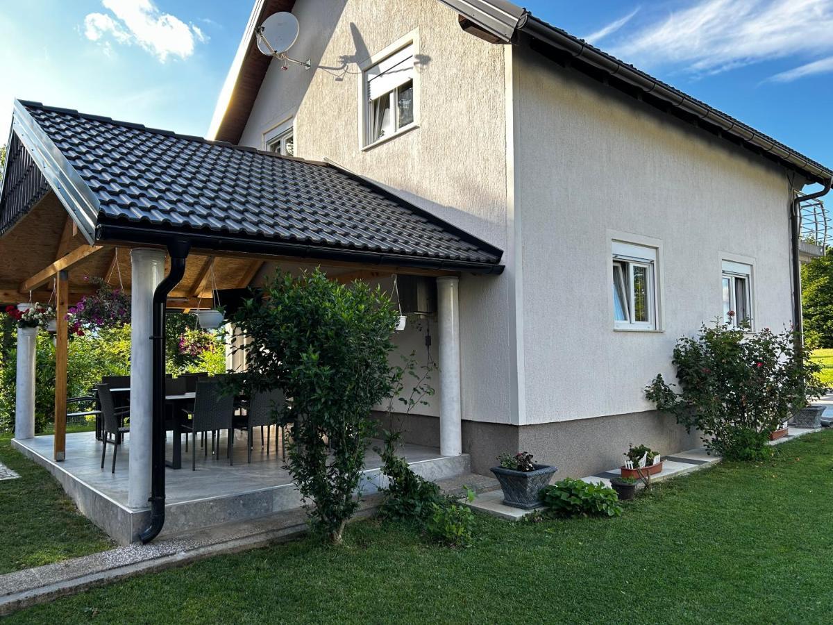 מלון סמולג'אנאק House Mirjana מראה חיצוני תמונה