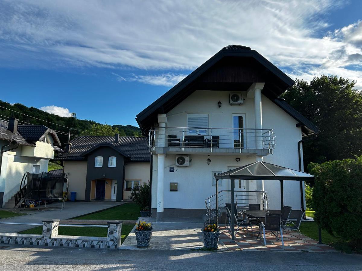 מלון סמולג'אנאק House Mirjana מראה חיצוני תמונה