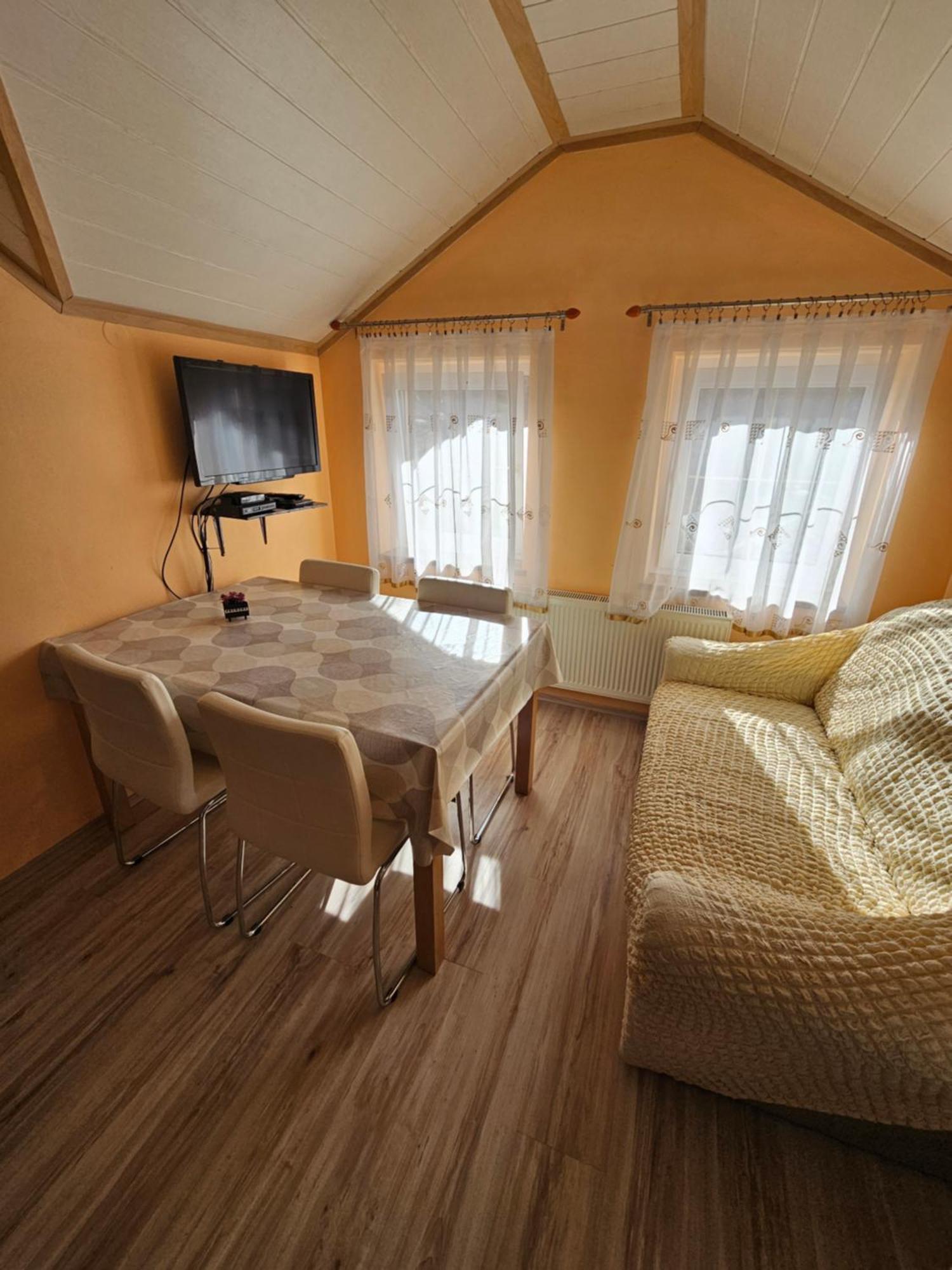 מלון סמולג'אנאק House Mirjana מראה חיצוני תמונה